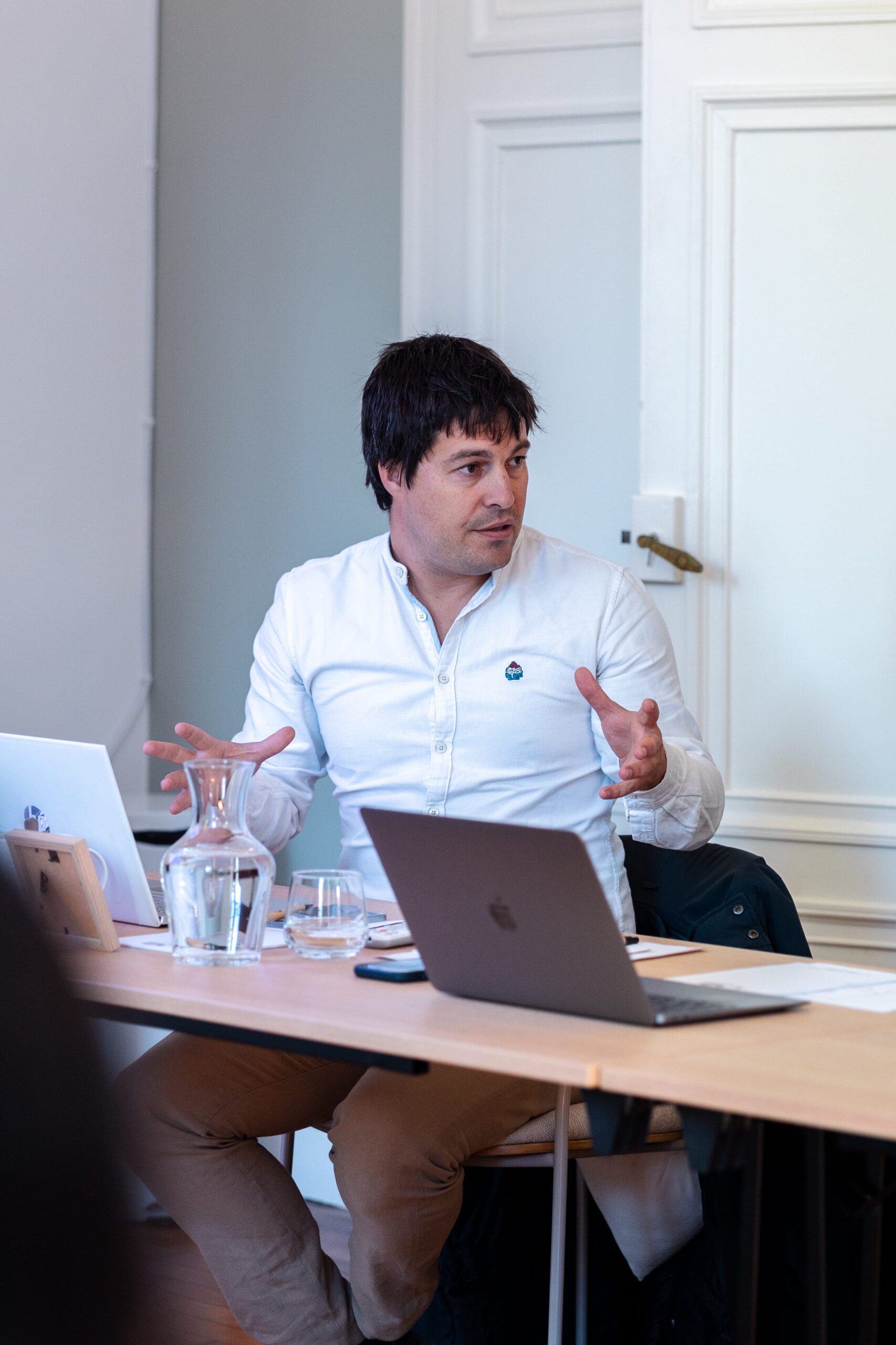 Table ronde animée par Kimso lors d'une rencontre de la Fondation de Luxembourg